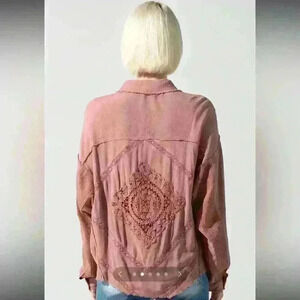 Miss Me Mixed Media Button Down Blouse size L Dusty Rose Pink w/ back Detail Y2K